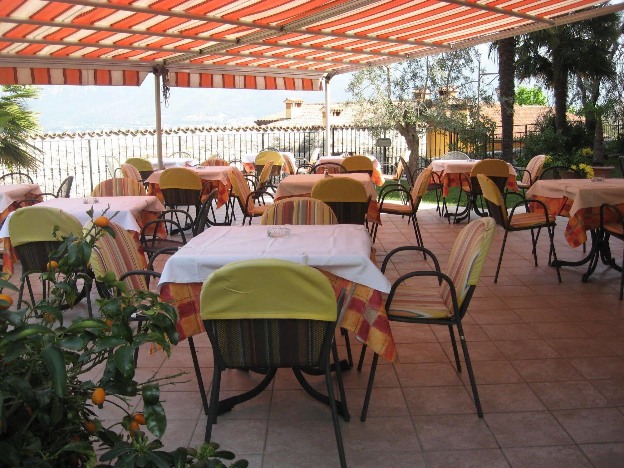 Susy 3* Limone sul Garda